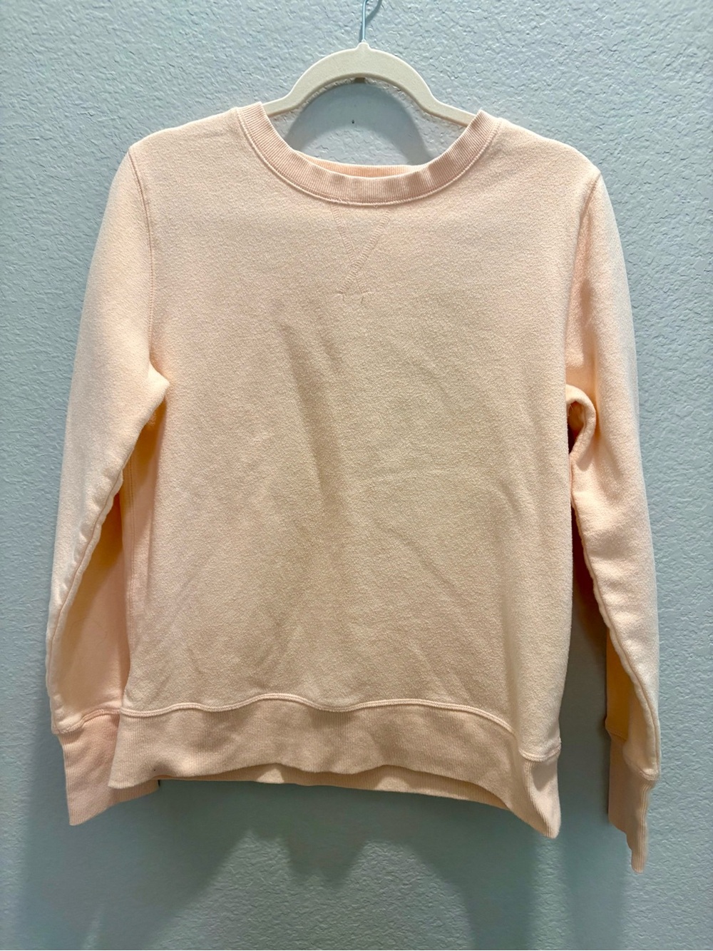 Tek Gear Women's Crewneck Sweatshirt - Light Peach